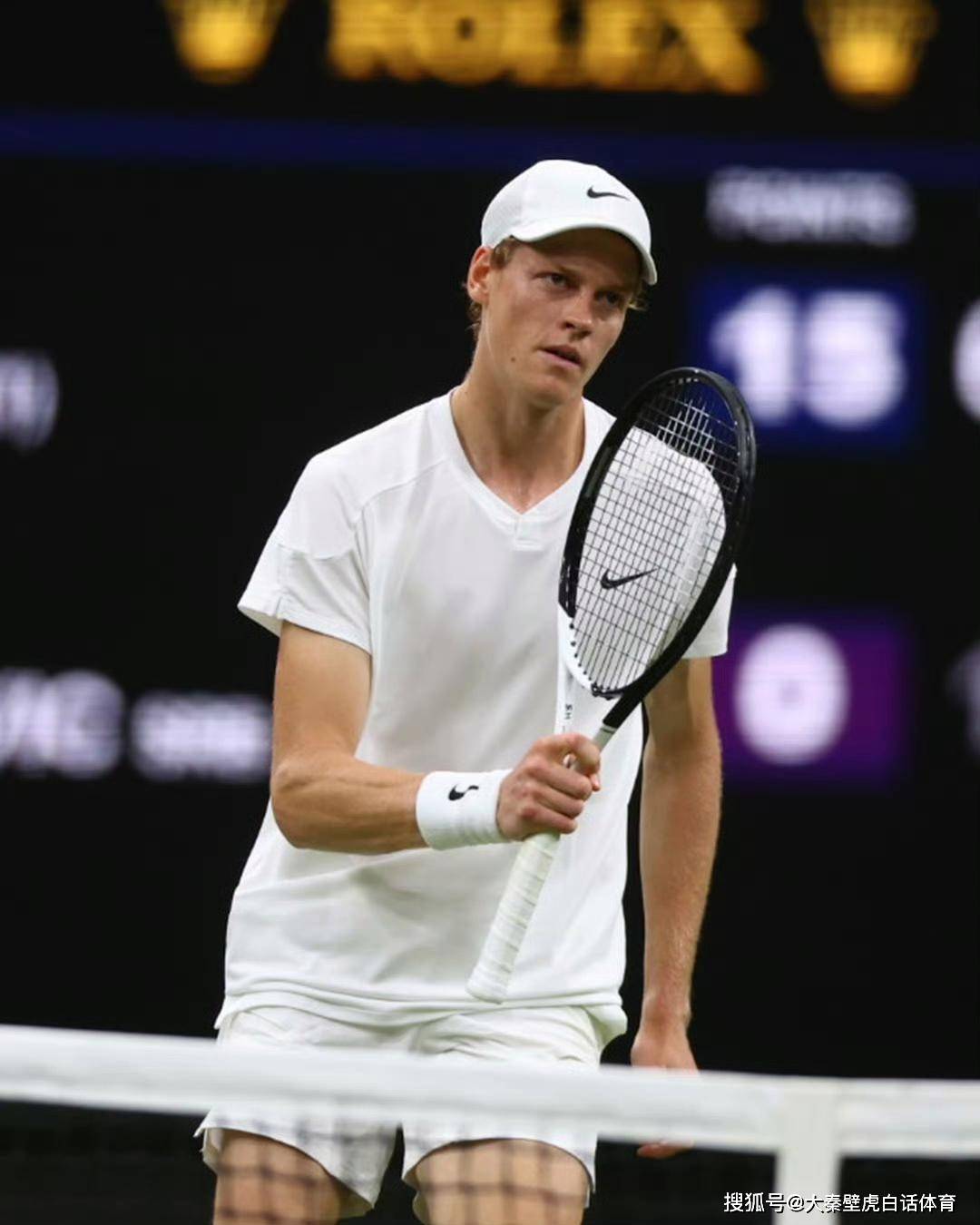 但她在关键 但她在关键